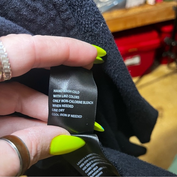 SHYANNE Cascade Embroidered French Terry Cardigan Western Embellished Timeless - Picture 5 of 15